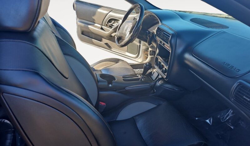 
								1998 Chevrolet Camaro full									