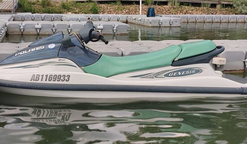 
								2000 Polaris Genesis full									