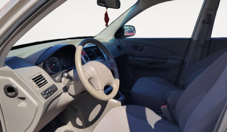 
								2006 Hyundai Tucson full									