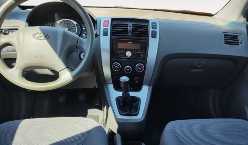 
								2006 Hyundai Tucson full									