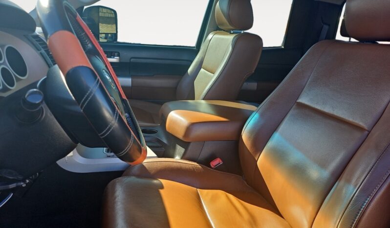 
								2008 Toyota Tundra full									