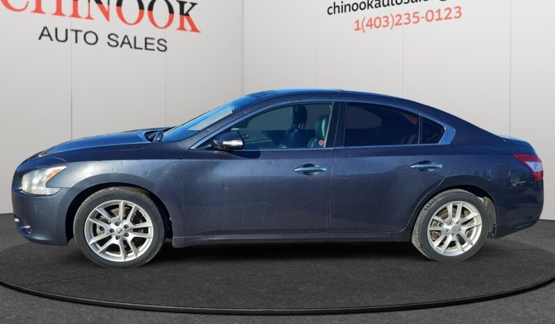 
								2011 Nissan Maxima full									