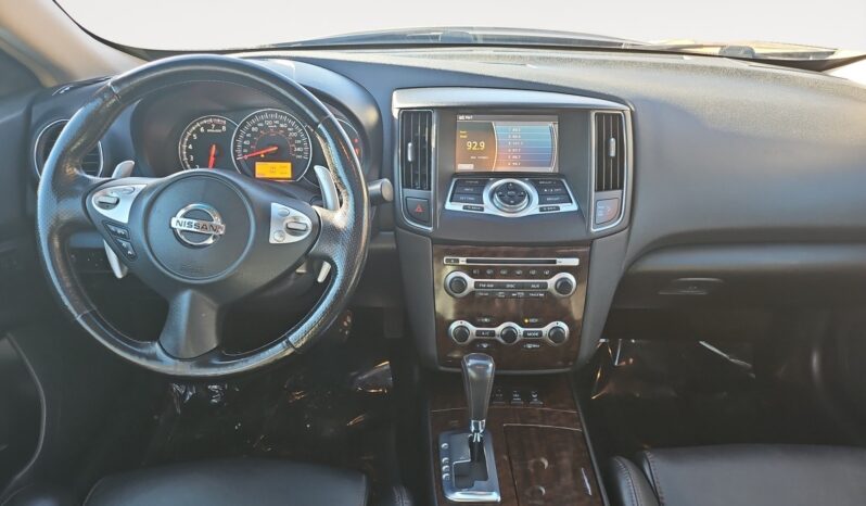 
								2011 Nissan Maxima full									