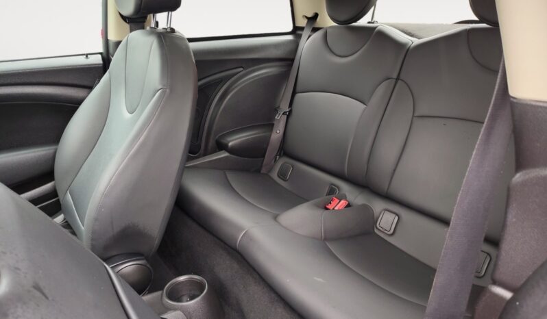 
								2012 MINI Cooper full									