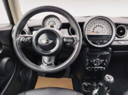 
										2012 MINI Cooper full									