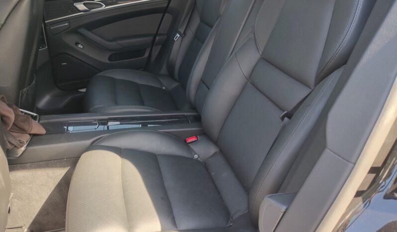 
								2012 Porsche Panamera full									