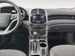 
										2015 Chevrolet Malibu full									