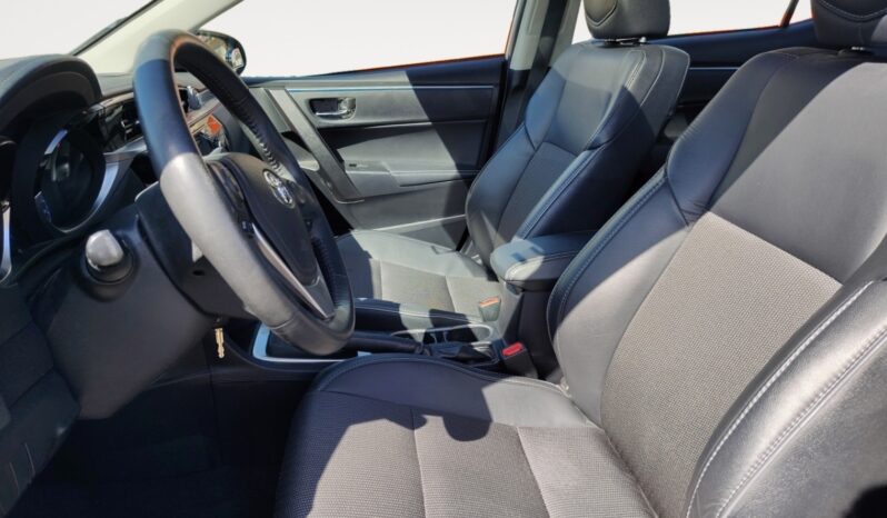 
								2015 Toyota Corolla full									