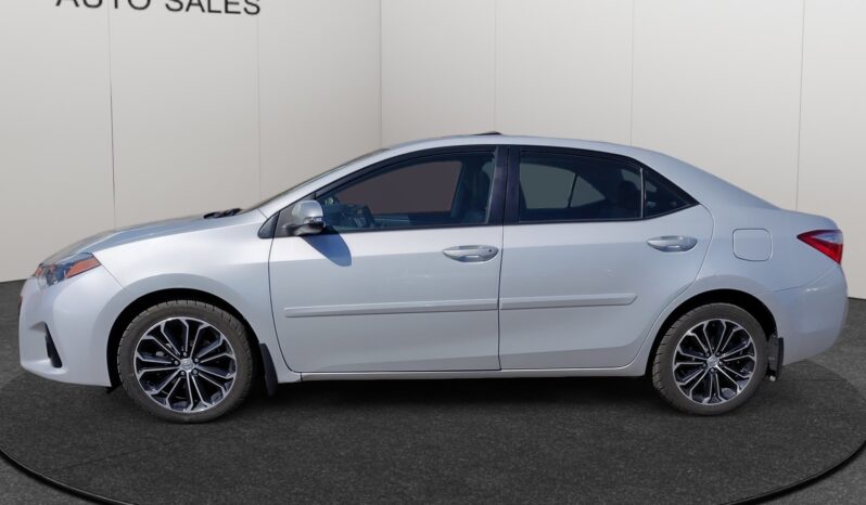 
								2015 Toyota Corolla full									