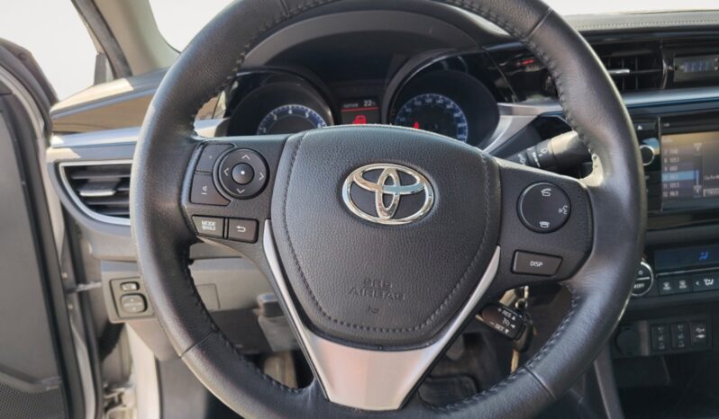 
								2015 Toyota Corolla full									