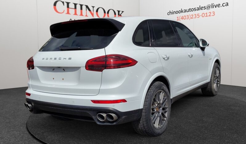
								2017 Porsche Cayenne full									