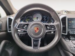 
										2017 Porsche Cayenne full									