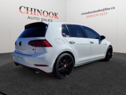 
										2018 Volkswagen Golf GTI full									