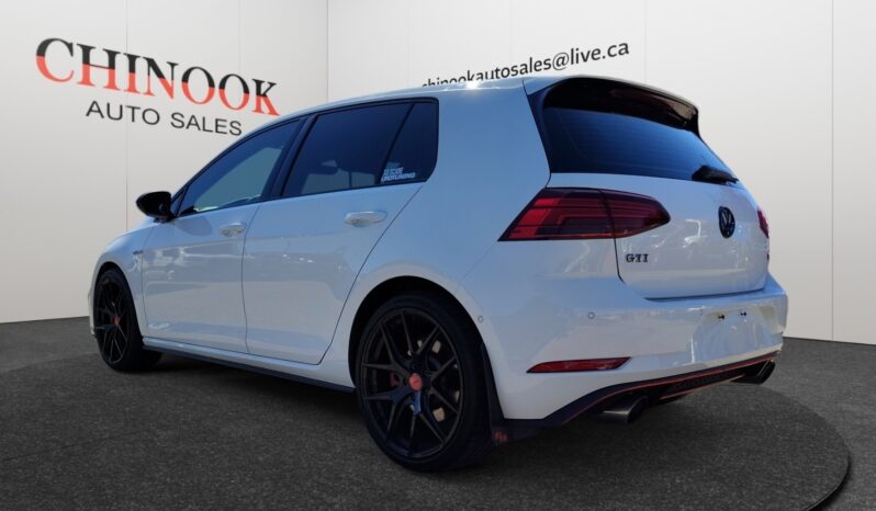 
								2018 Volkswagen Golf GTI full									