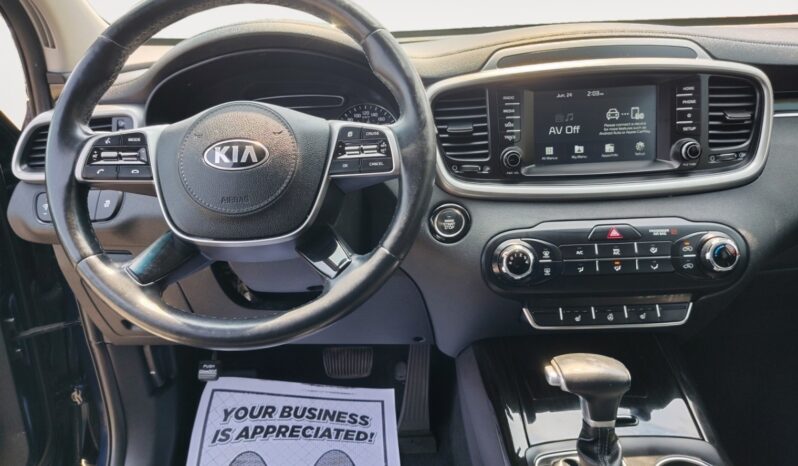 
								2019 Kia Sorento full									