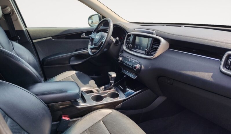 
								2019 Kia Sorento full									
