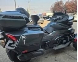 
										2021 Can Am Spyder full									