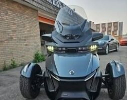 
										2021 Can Am Spyder full									