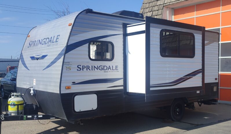 
								2021 Keystone springdale 17′ bumper pull full									