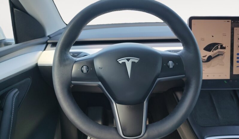 
								2024 Tesla Model Y full									
