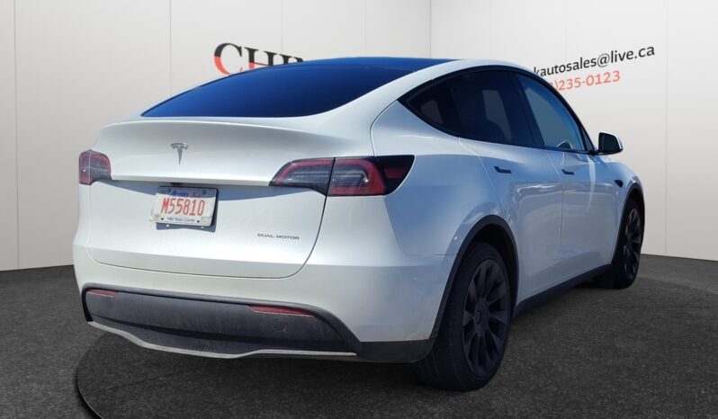 
								2024 Tesla Model Y full									