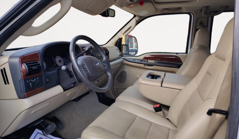 
								2007 Ford F350 Lariat full									