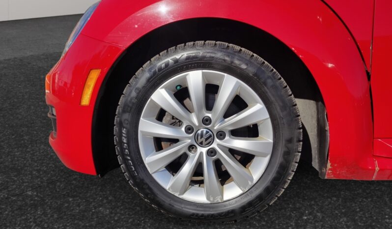 
								2012 Volkswagen Beetle full									