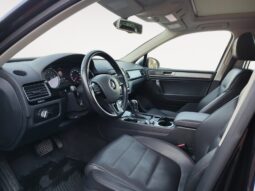 
										2015 Volkswagen Touareg Comfortline full									