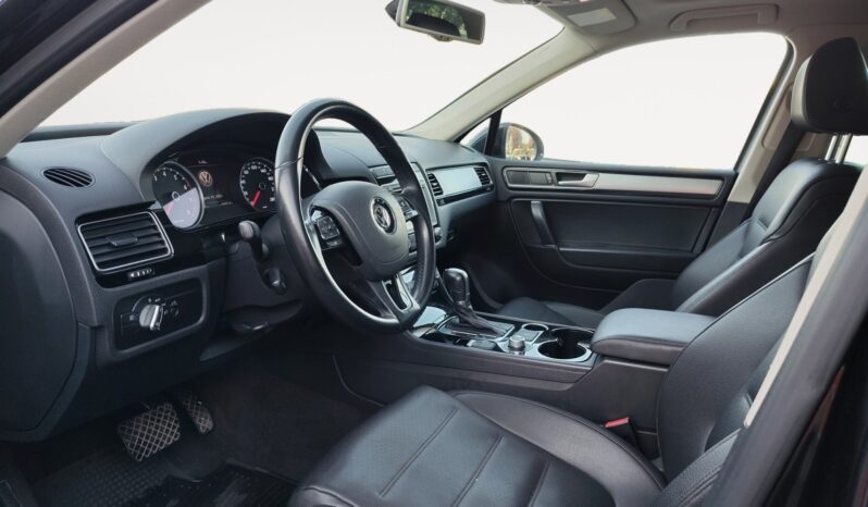 
								2015 Volkswagen Touareg Comfortline full									