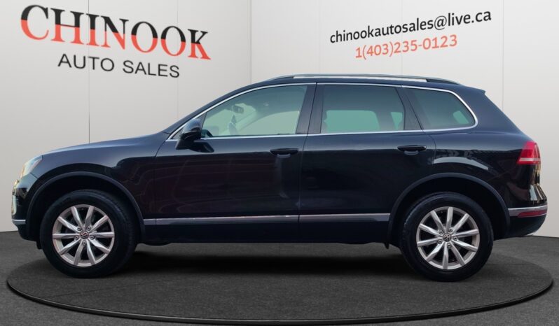 
								2015 Volkswagen Touareg Comfortline full									