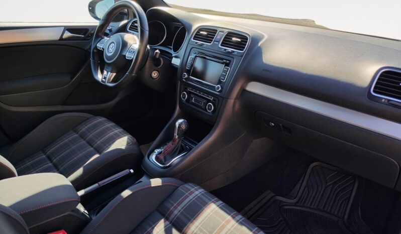 
								2012 Volkswagen Golf GTI full									