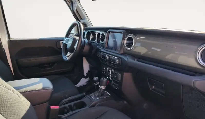 
								2023 Jeep Wrangler Sahara full									