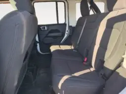 
										2023 Jeep Wrangler Sahara full									