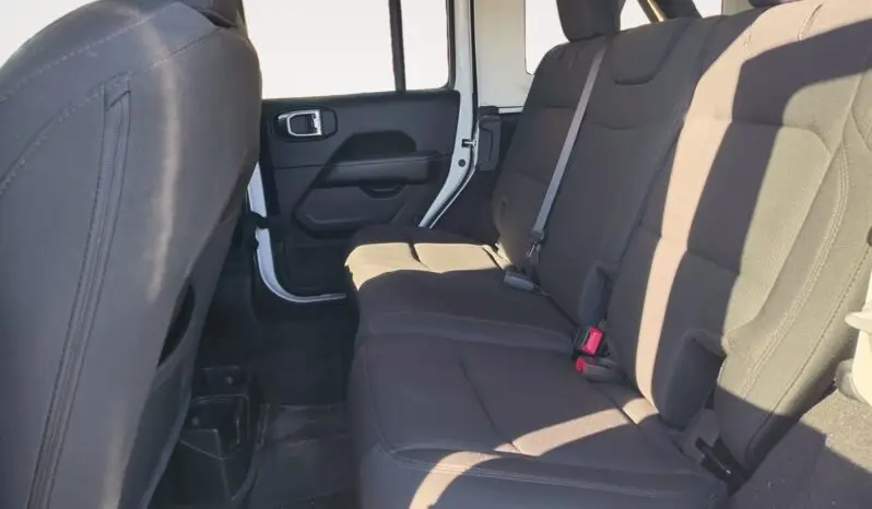 
								2023 Jeep Wrangler Sahara full									