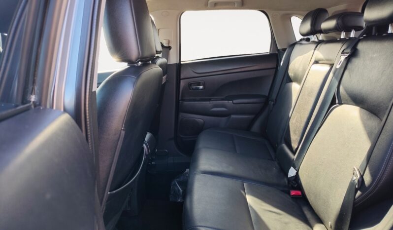 
								2015 Mitsubishi RVR AWD full									