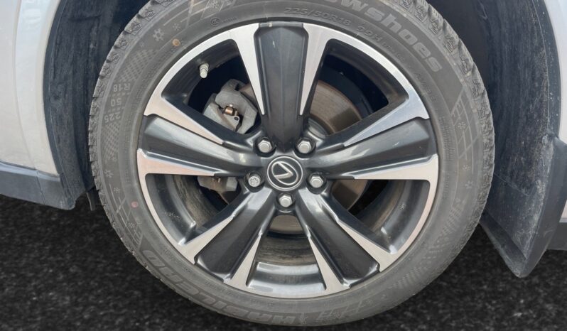 
								2023 Lexus UX 250h Premium full									