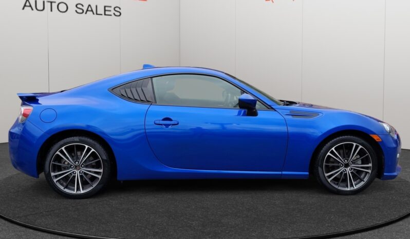 
								2016 Subaru BRZ full									