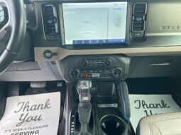 
										2022 Ford Bronco Wildtrak Sasquatch full									