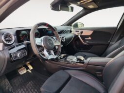 2022 Mercedes-Benz A35 AMG AWD full