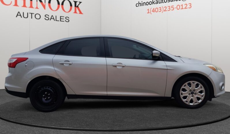 
								2013 Ford Focus SE full									